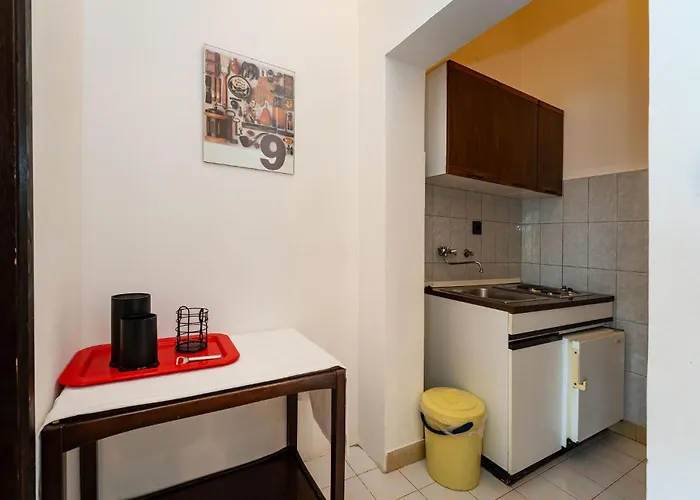 Апартаменты Awesome In With Wifi *