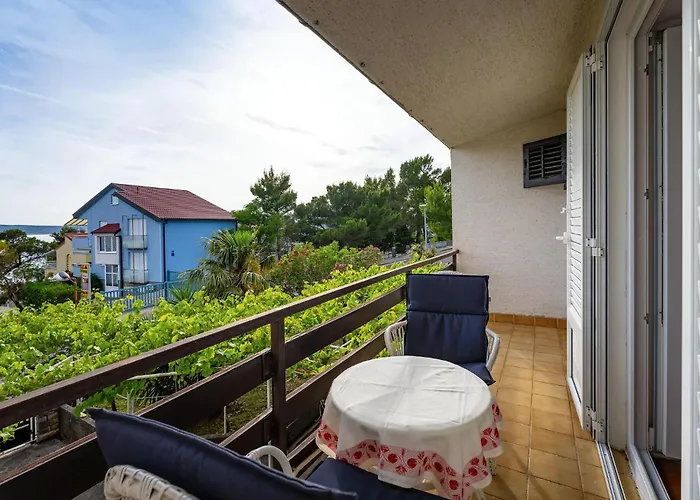 Lägenhet Awesome In With Wifi Seline